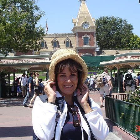 Elizabeth Preston Photo 32