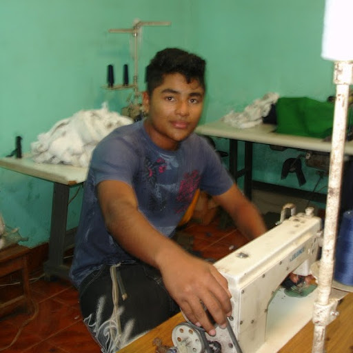 Robert Torrez Photo 22