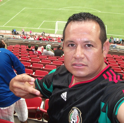 Daniel Terrazas Photo 24