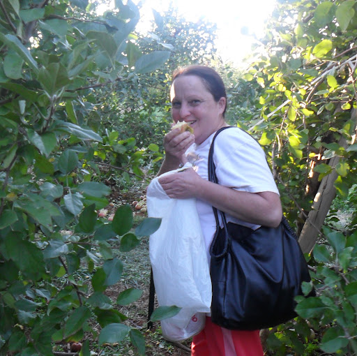 Shelly Green Photo 33