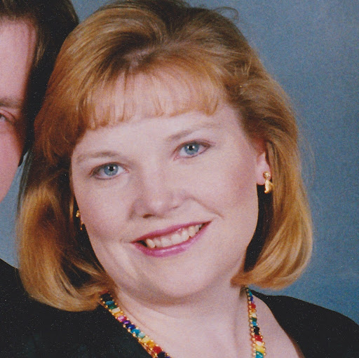 Christine Lowry Photo 36