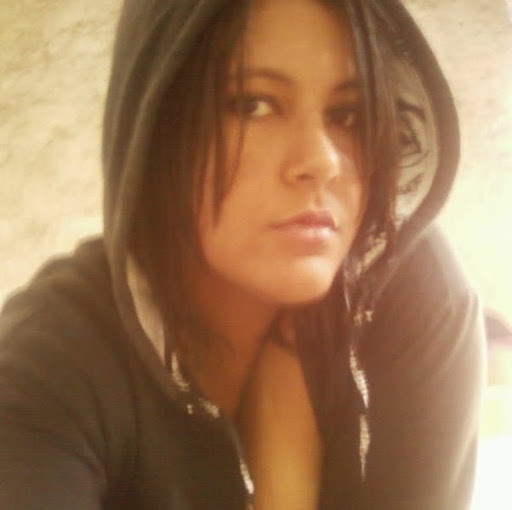 Elisa Santos Photo 16