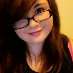 Samantha Graham Photo 30