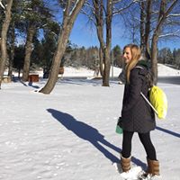 Julia Henderson Photo 19