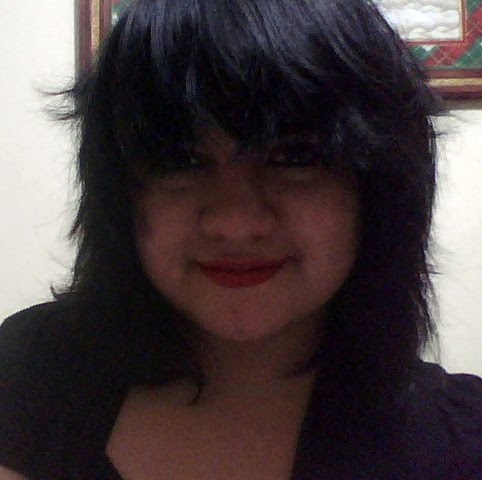 Dayna Hernandez Photo 9