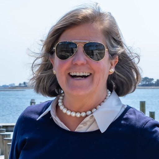 Annie Powell Photo 17