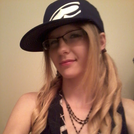 Kathleen Moore Photo 29