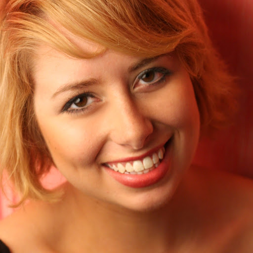 Claire Thompson Photo 13 Claire Thompson Photo 13