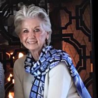 Catherine Willis Photo 46