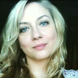Rachel Blevins Photo 14