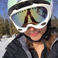 Stephanie Macdonald Photo 17