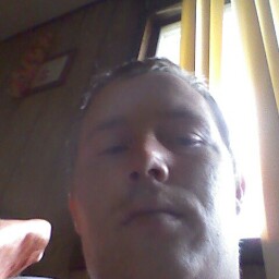 Larry Goodwin Photo 35