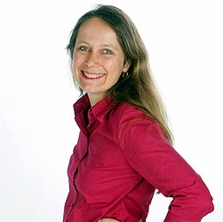 Suzanna Clarke Photo 9