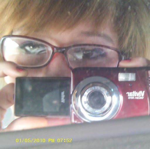 Joanna Peterson Photo 21