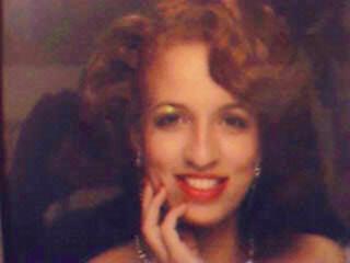 Lisa Burnett Photo 27