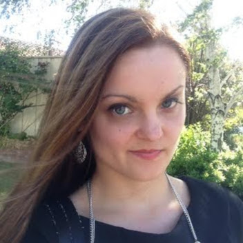 Rachel Moore Photo 46