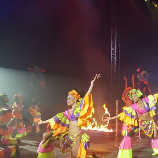 Stephanie Hermann Photo 22