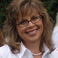 Julie Cashman Photo 5