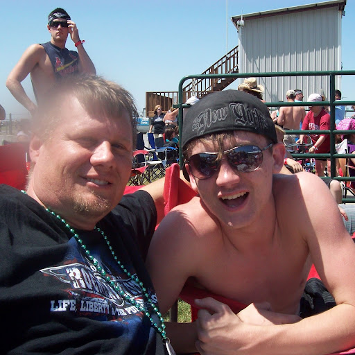 Cody Devore Photo 3
