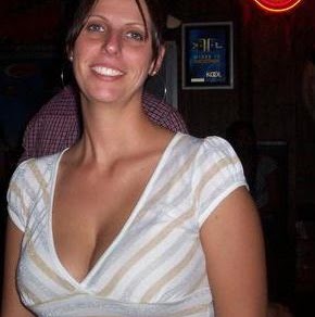 Jennifer Heller Photo 21