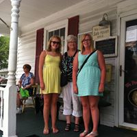 Sandy Hutcheson Photo 10