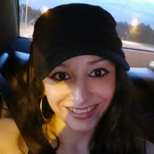 Betty Rodriguez Photo 16