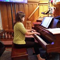 Stephanie Mercer Photo 14