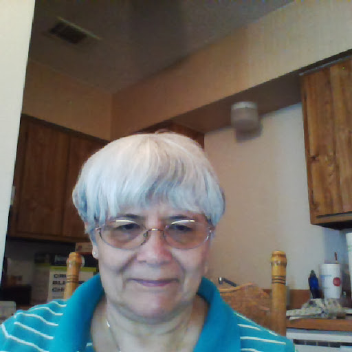 Stephanie Patton Photo 34