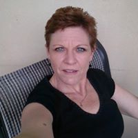 Deborah Middleton Photo 29