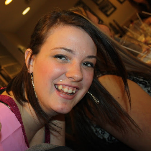 Rebecca Mallory Photo 9