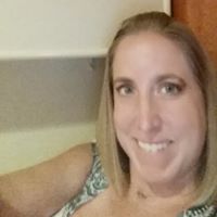 Tracy Metzger Photo 28