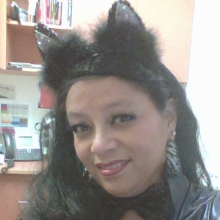 Regina Knight Photo 36