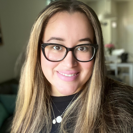 Stephanie Santos Photo 34