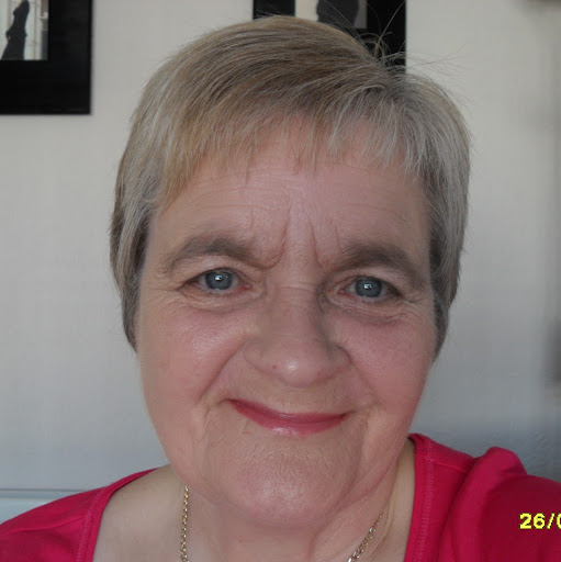 Joan Stephens Photo 15