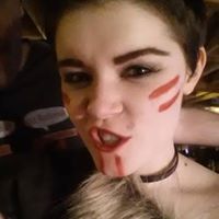 Hannah Gerard Photo 24