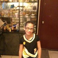 Reina Torres Photo 23