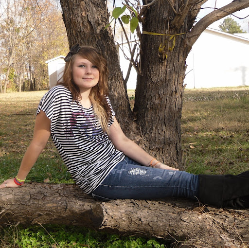 Becky Downs Photo 22