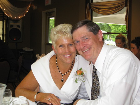 Julie Dougherty Photo 29