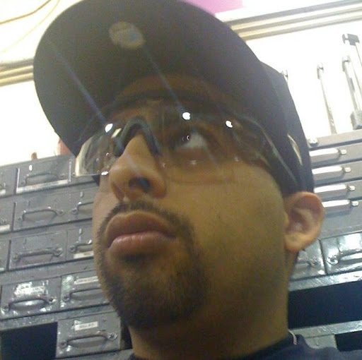 Eddie Gonzales Photo 32