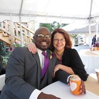 Julie Holton Photo 6