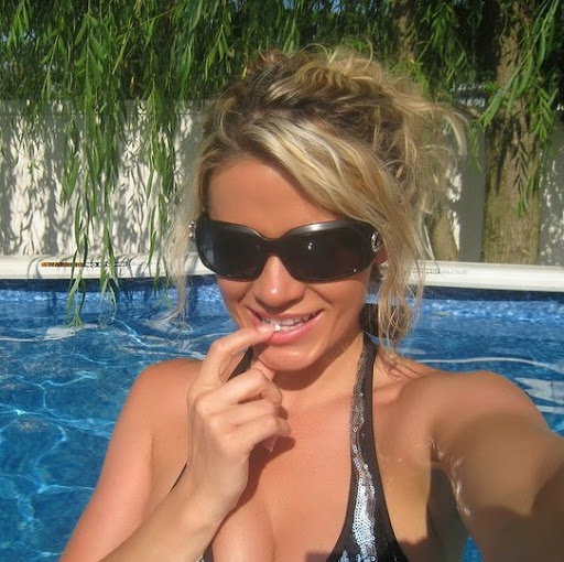 Nancy Glover Photo 23