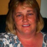 Lisa Jewell Photo 9