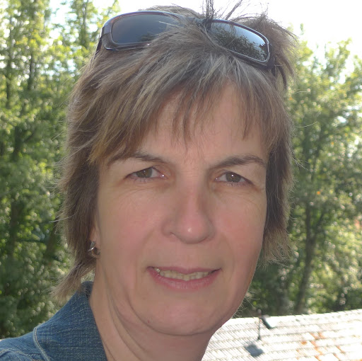 Christina Schwarz Photo 10