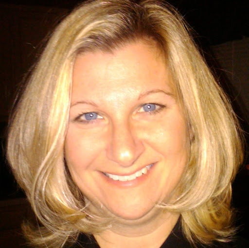 Paula Ebert Photo 14