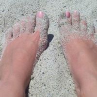Laura Pennington Photo 22