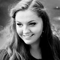 Heather Dougherty Photo 10