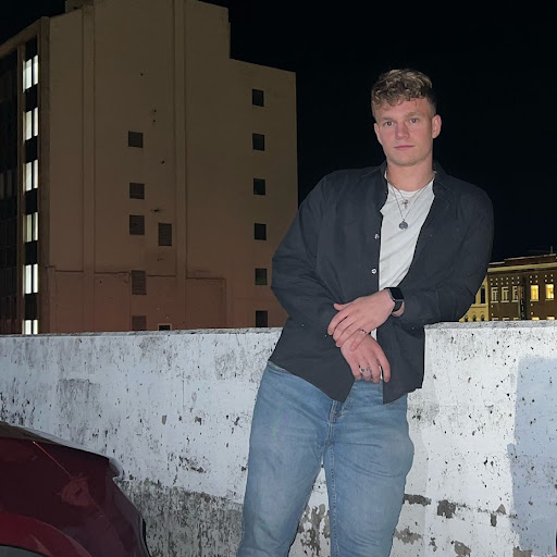 Jon Jennings Photo 34