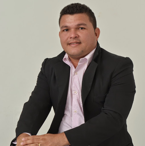 Pedro Caraballo Photo 11