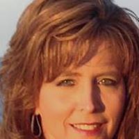 Tracy Lyons Photo 20