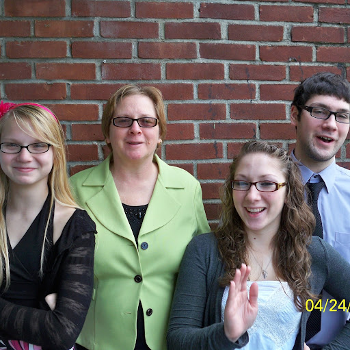 Julie Powers Photo 30